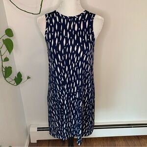NWT Trina Turk Navy and White Sleeveless Shift A-line Dress Size M